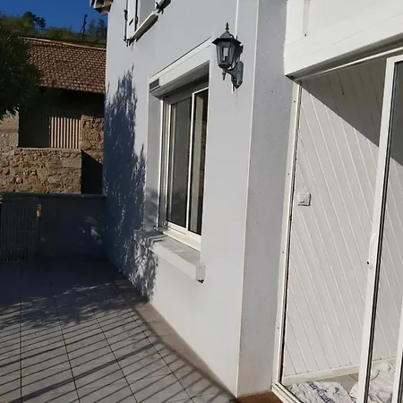 Les Lauriers Roses Bed & Breakfast Aubenas